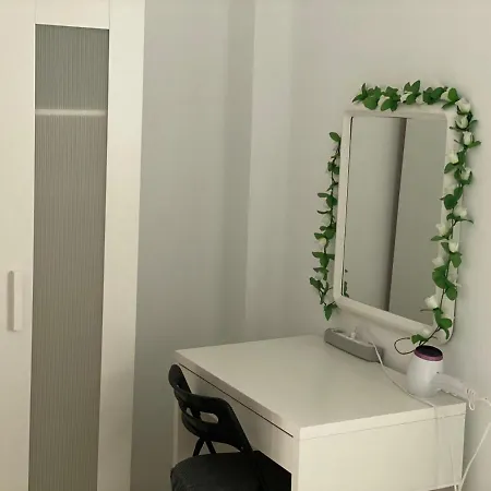 Centro Privada En Compartidos * Malaga